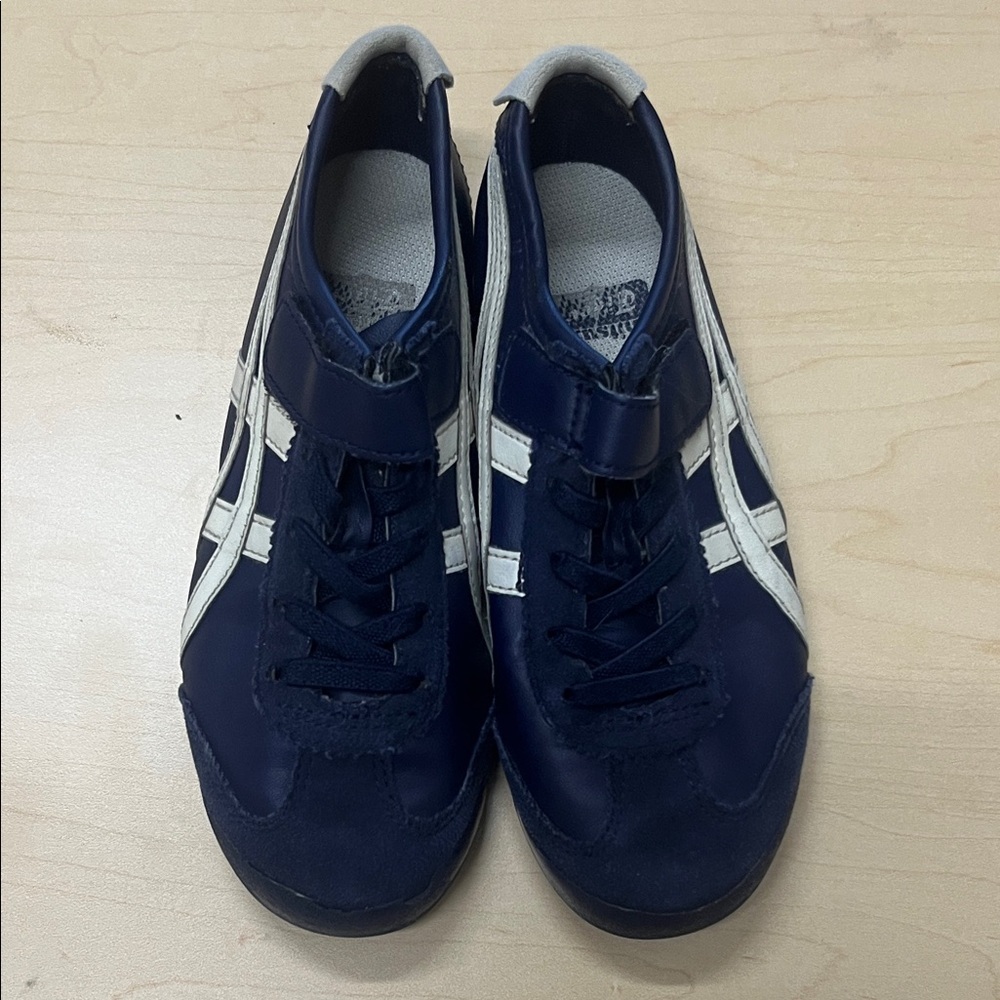 Kids Asics  Onitsuka Tiger Blue Athletic Shoes.  Kids 13 - Picture 2 of 5